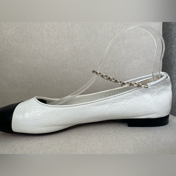 Chanel White Ballerina Flats - Picture 16 of 16